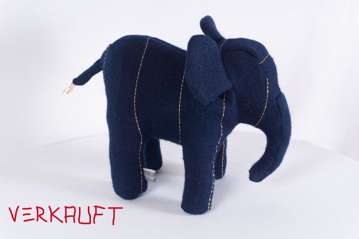 KUSCHELMONSTER, Textilskulpturen mit Charakter
